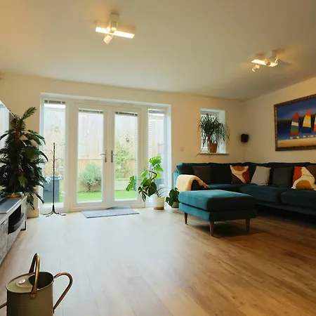 Сasa de vacaciones Three Bedroom House In Easton Bristol