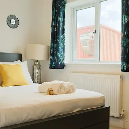 Three Bedroom House In Easton Nyaraló *