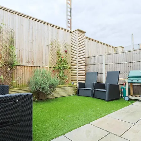 Nyaraló Three Bedroom House In Easton *