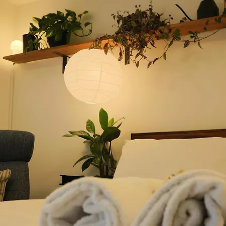 Three Bedroom House In Easton *